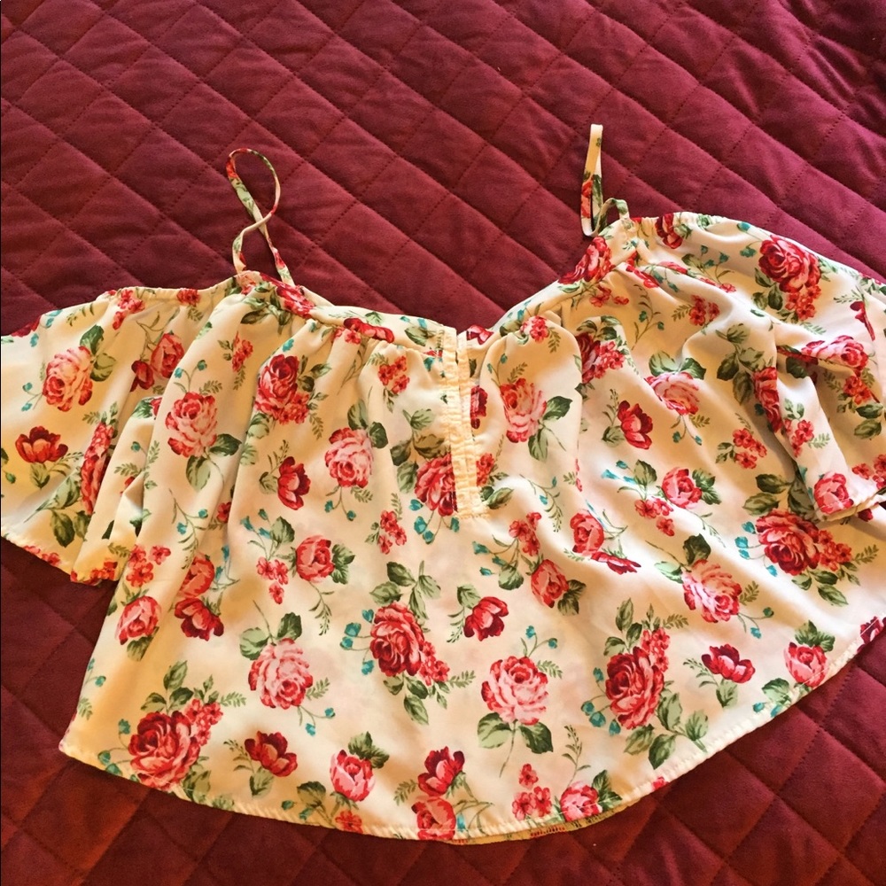 Flower crop fluffy shirt